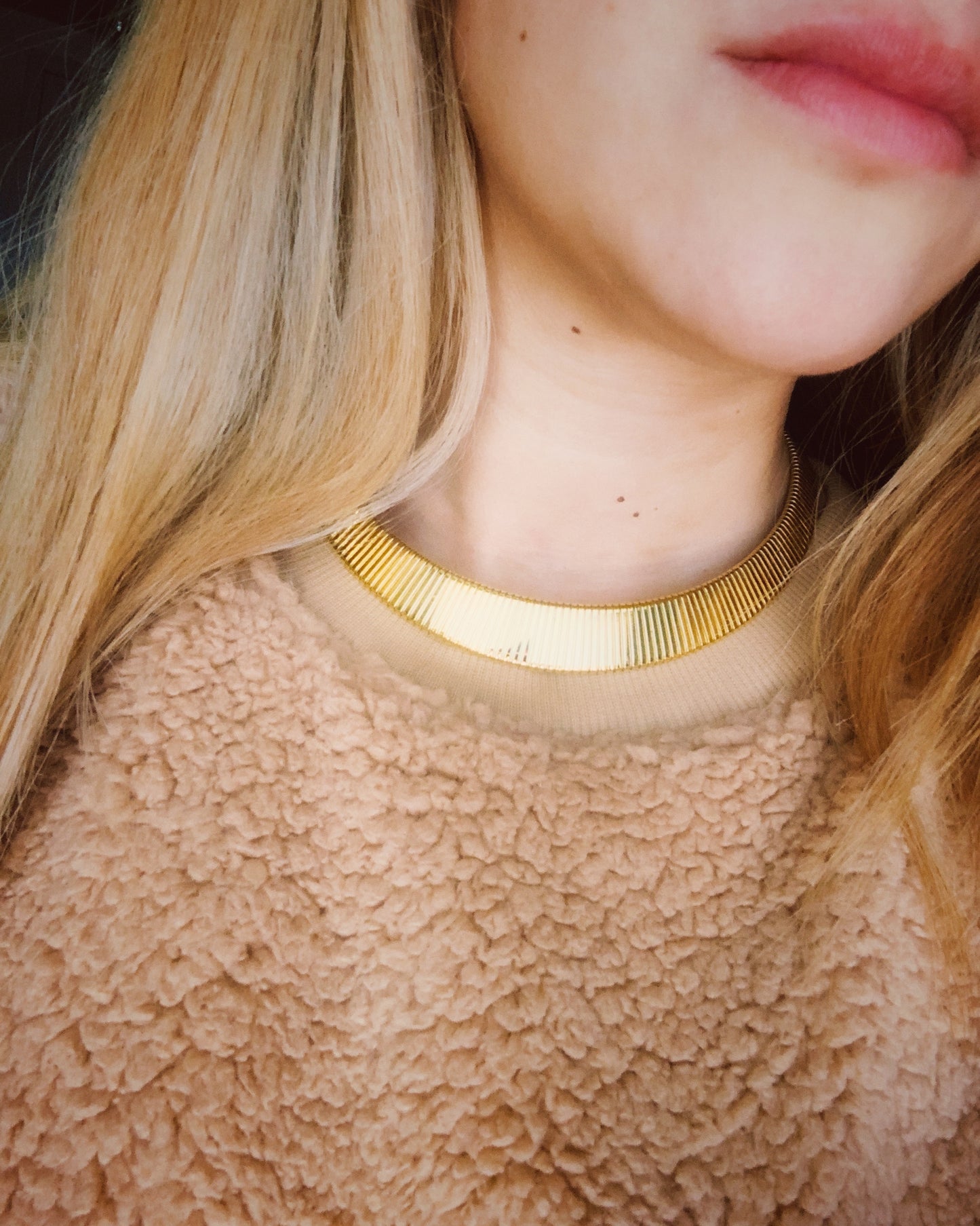 Omega Choker