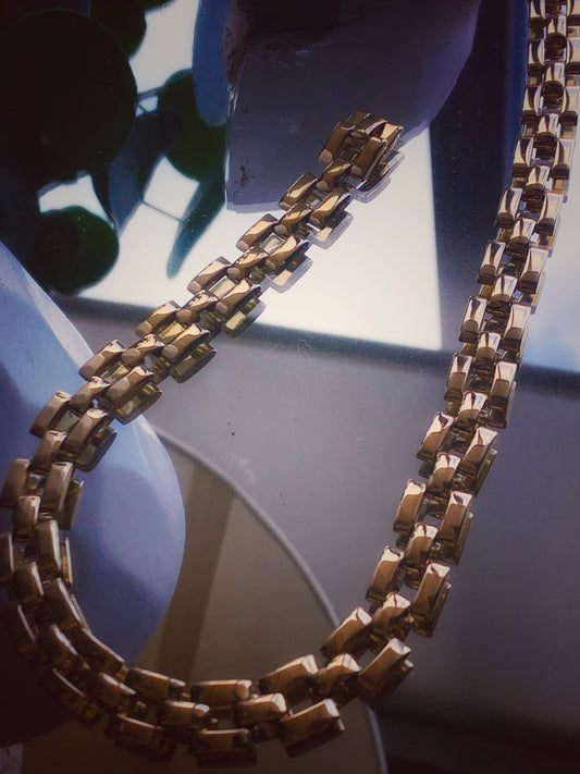 Monet Choker chain link collar